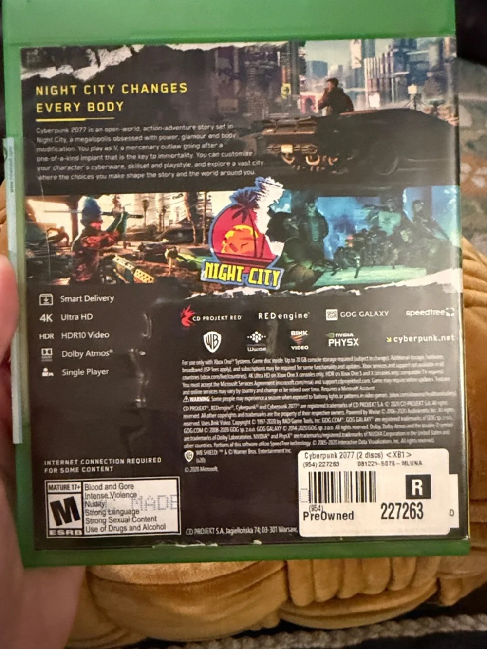 Cyberpunk 2077 Xbox One - Yellow Cover - Picture 2 of 3